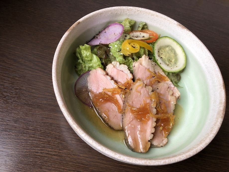 しっとりとした合鴨ロースの低温調理  季節のみそマーマレードソース  100g