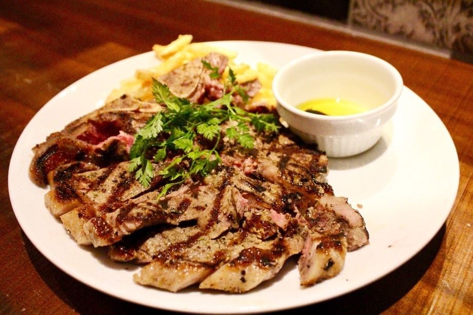 ビステッカ アッラ フィオレンティーナ Tボーン ステーキ（8580）