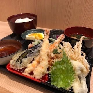 魚河岸天ぷら定食（980）