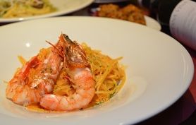 有頭エビのアメリケーヌソースパスタ