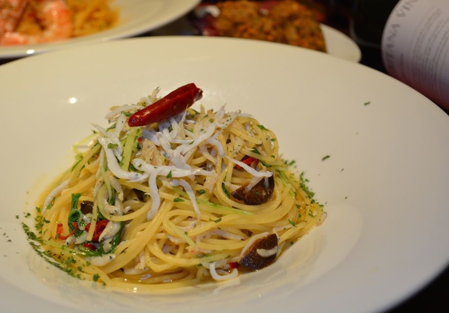 黒ニンニクとシラスのペペロンチーノ（1000円（税抜））