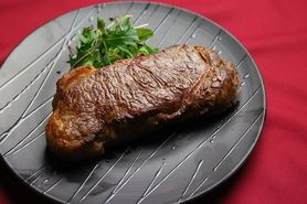 今帰仁アグー 骨付きロースのロースト(骨付き約450g)