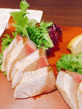 天然ぶりの塩たたき レモン添え