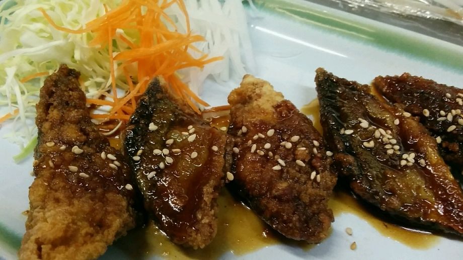 さんま蒲焼定食　ファン多し・・・