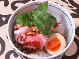 ローストひつじ丼