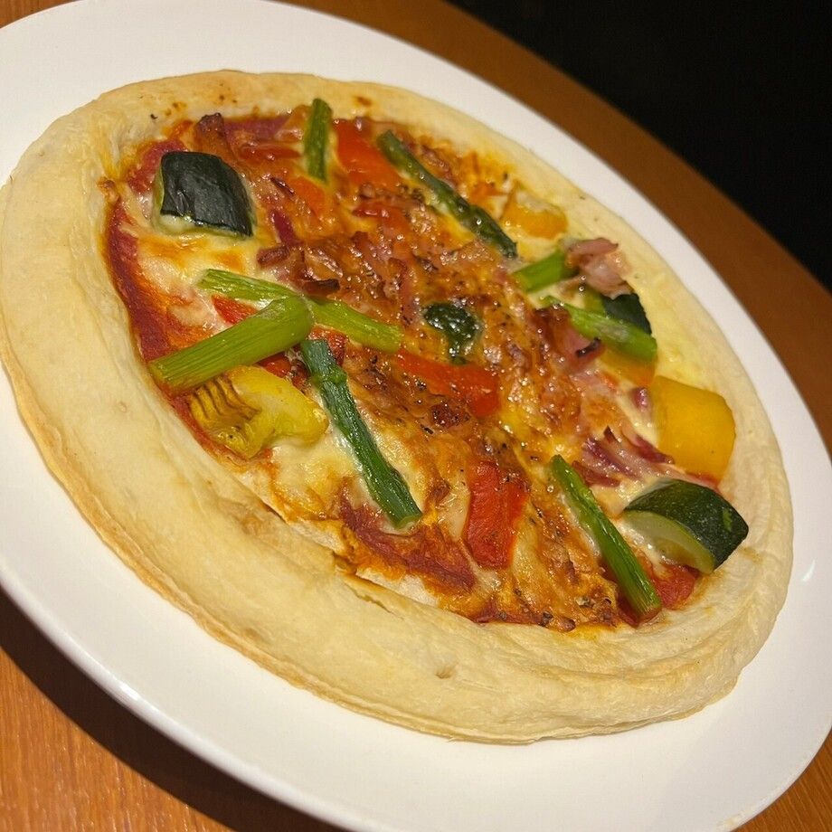 人気自家製オリジナルミックスピザ