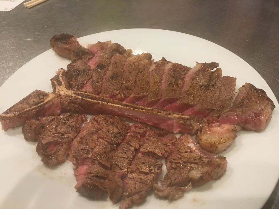 Tボーンステーキ　400ｇ（4000円）