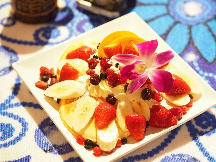 ミックスベリーとマスカルポーネのパンケーキ