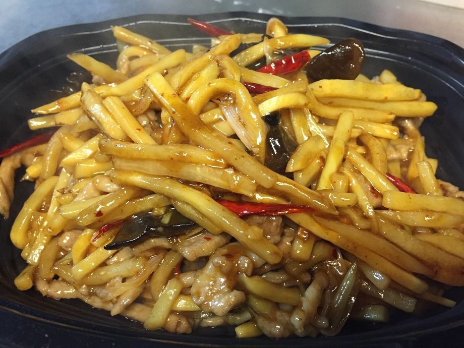 豚肉千切甘酢ピリ辛炒め