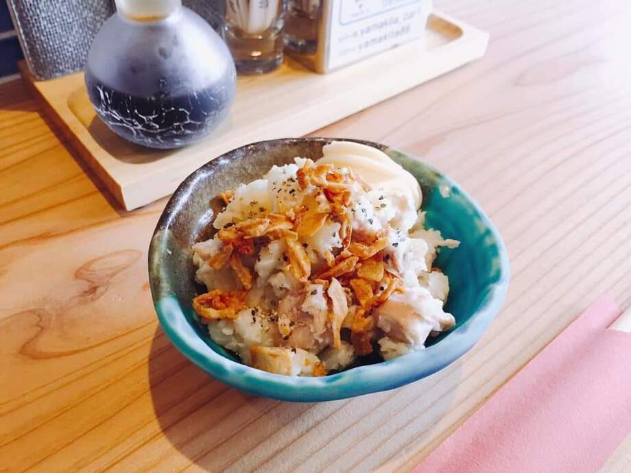 チキンとチーズがたっぷりポテトサラダ