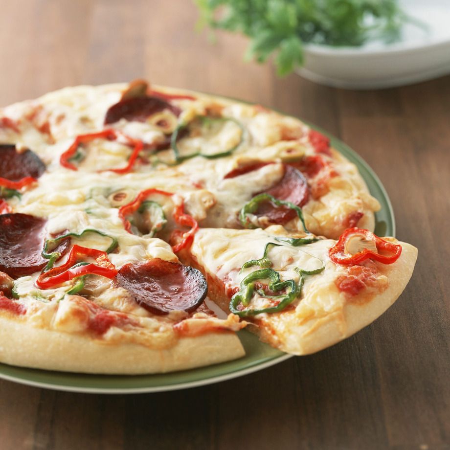 日替わりピザランチ(サラダ・ドリンク付)