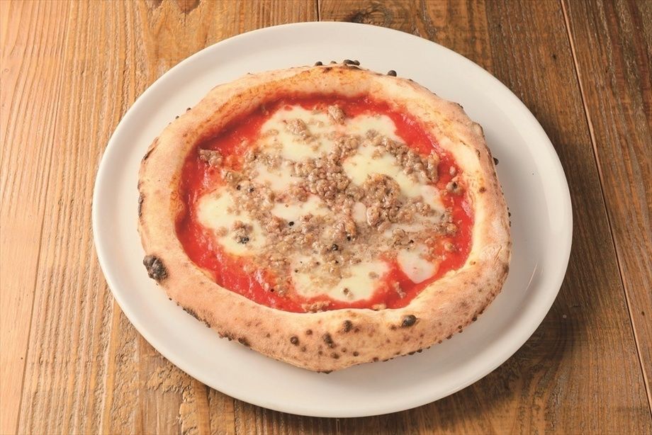 サルシッチャ （トマトソース・モッツァレラ・自家製ソーセージ）