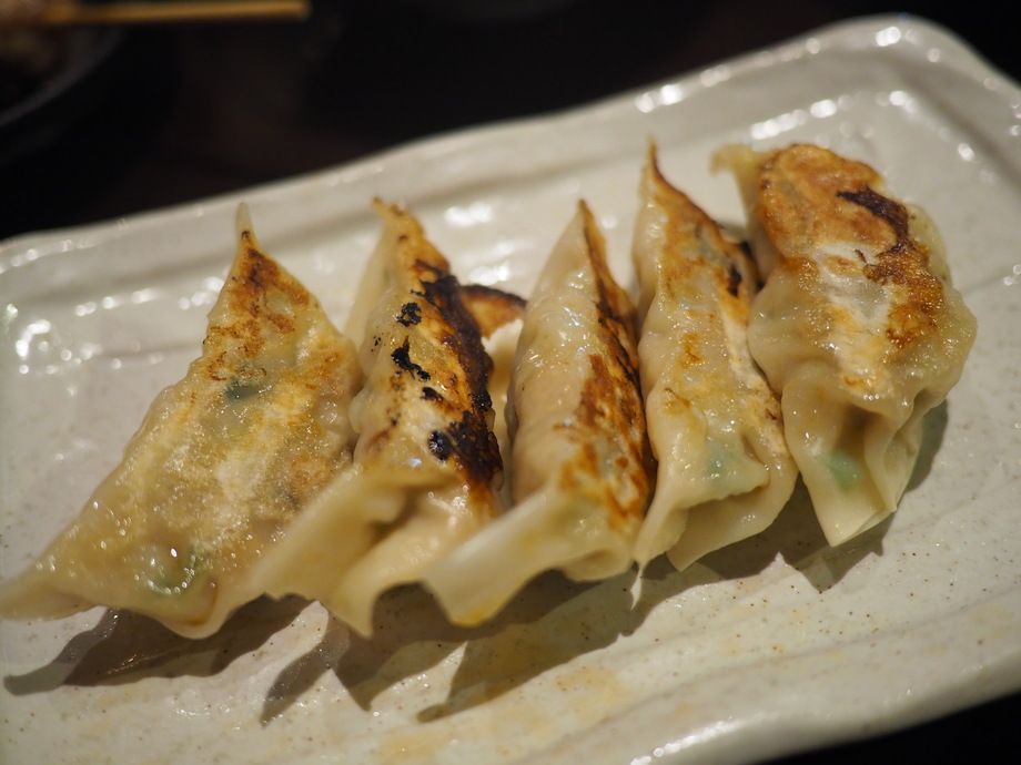 手作りギョーザ（5ケ）（390円）