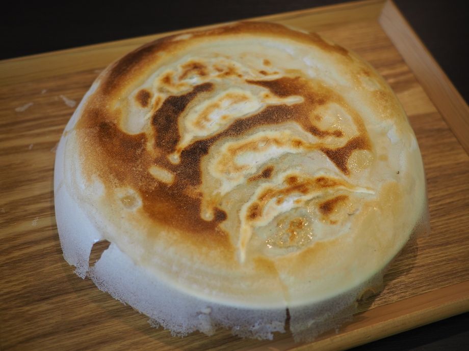 焼餃子4個（400円）