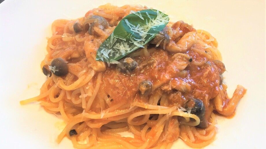 第2番 「ツナときのこのトマトソース」