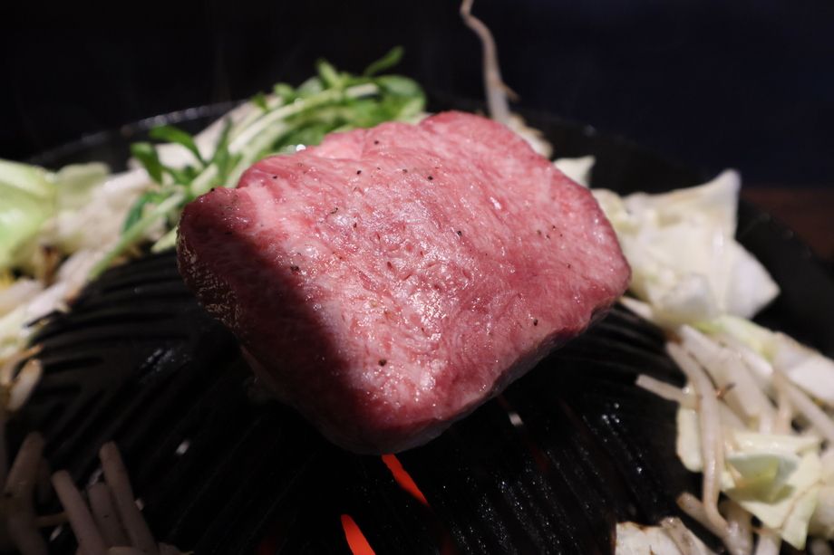 ブッチャーズタン（レギュラー150ｇ1,500円　ハーフ80ｇ800円）