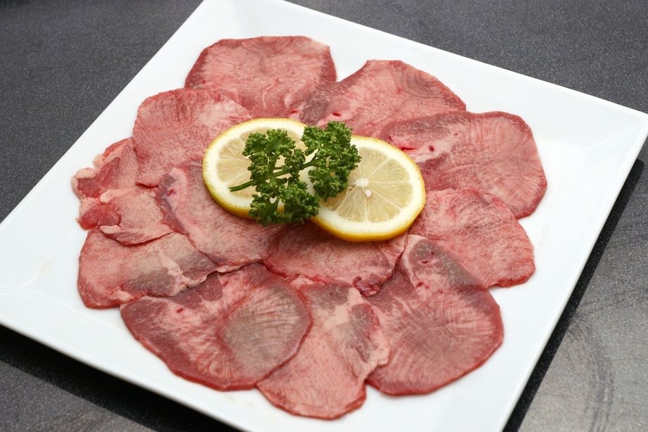 黒毛和牛塩タン