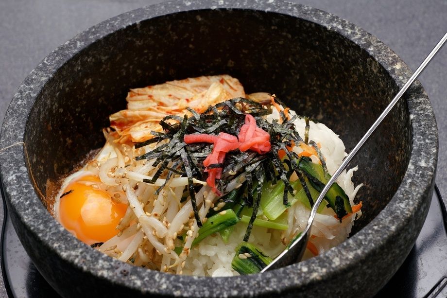 石焼きビビンバ