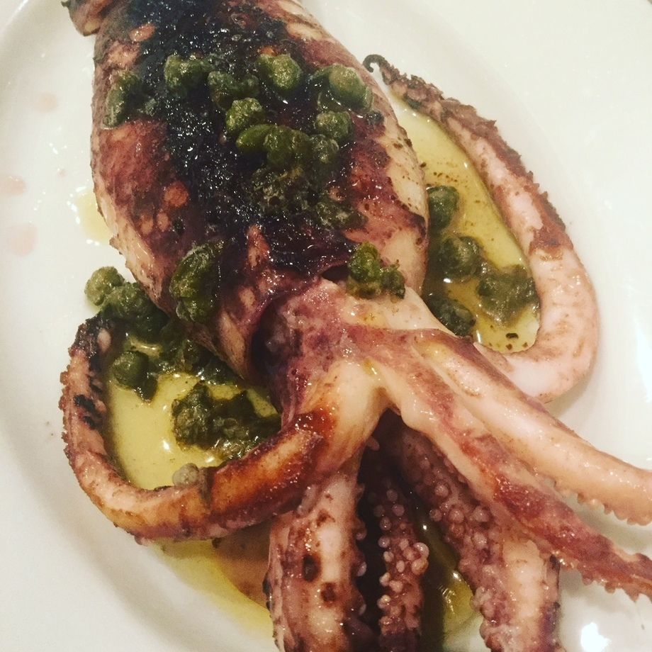 イカの一本焼き　肝バターソース