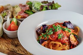 【ランチ】本日のパスタランチ　山盛りサラダ付き（3種類）