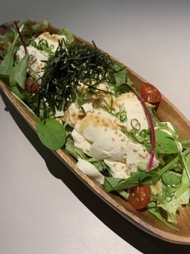 豆腐サラダ