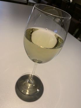 グラスワイン白