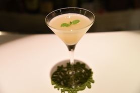 桃と山椒のマティーニ