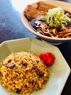 らーめん・半チャーハンセット