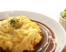 フランスうずらの贅沢オムライス