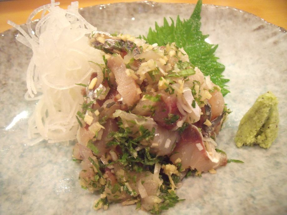 鯵のたたき（950円）