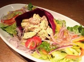 魚山匠風海鮮タルタルのサラダ仕立て