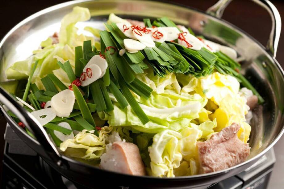 もつ鍋（あご出汁醤油 / 豚骨みそ）（ 2,980円）