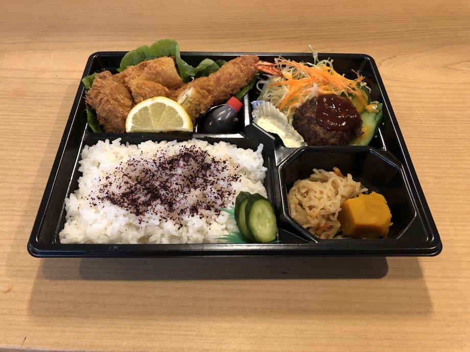 洋風弁当（1200円）