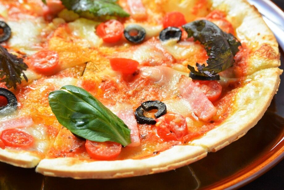 シェフのおまかせピザ