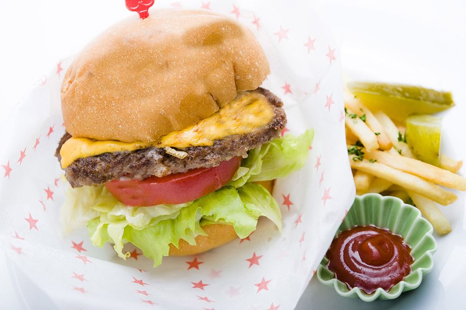 BROOKオリジナルチーズバーガー　ポテト付き　BROOK Original Cheese Burger 〜come with french flies〜