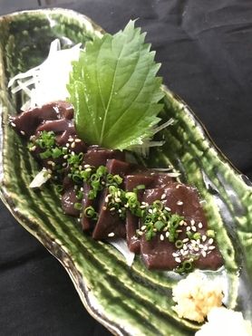馬レバーのお刺身