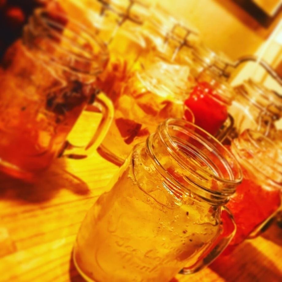 季節の自家製フルーツ酸を使ったカクテル（¥400円〜）