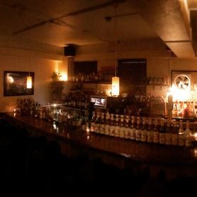 チャージ料金無しのお客様は1ドリンク900円～