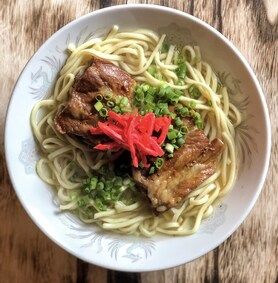 出汁ソムリエの作るソーキそば