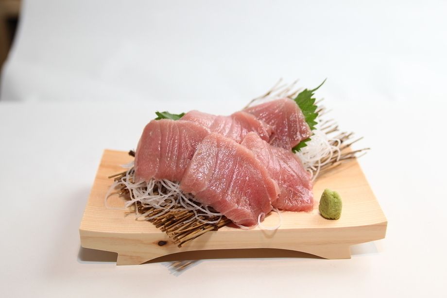 マグロ　中トロ（１２８０円）