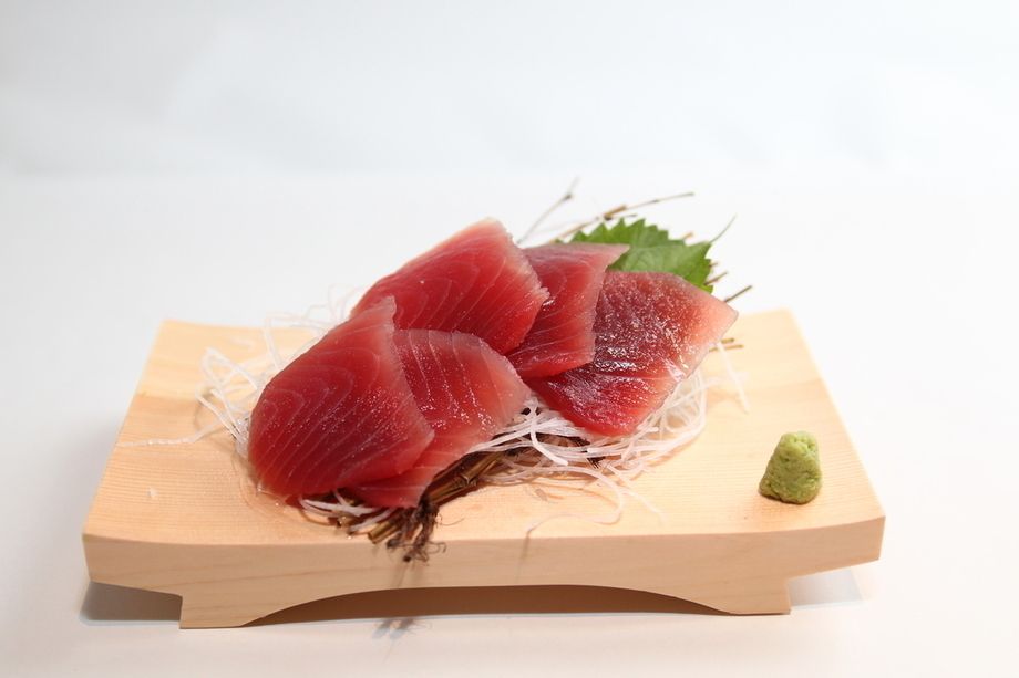 マグロ　赤身（７８０円）