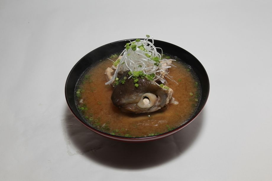 あら汁（３８０円）