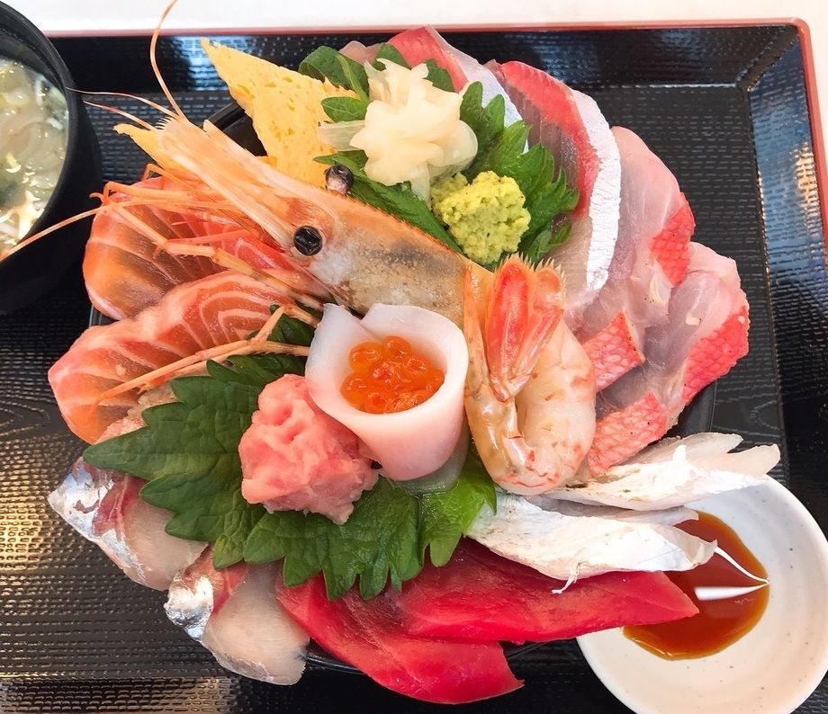 海鮮丼