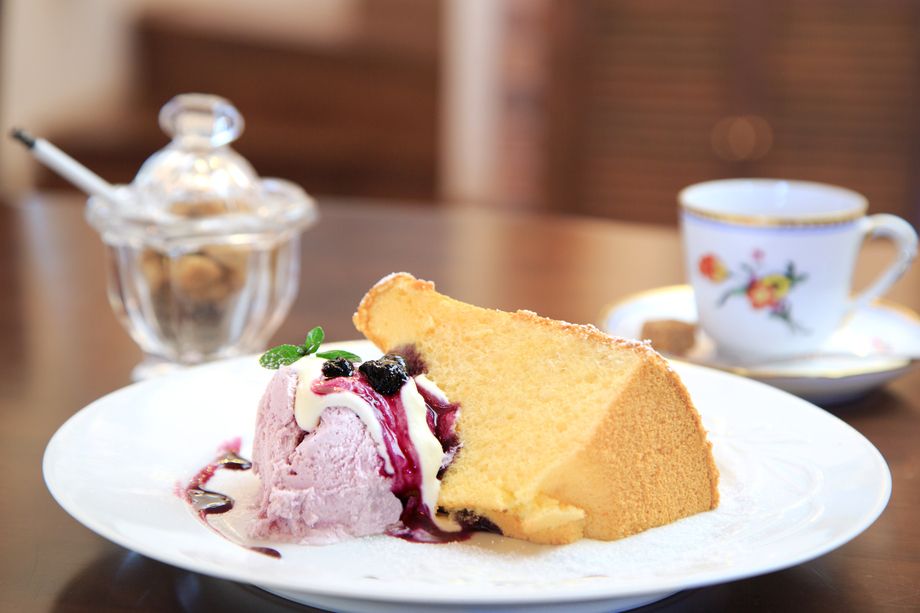 自家製シフォンケーキ（650円）