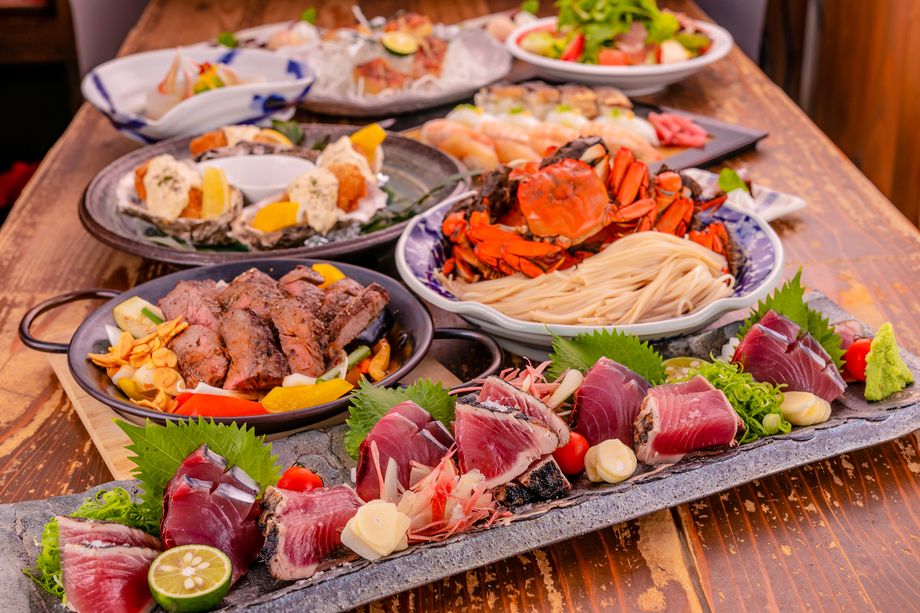 堀川名物生カツオコース （時期により内容が若干変わります）（ 5,000円（税込）  2時間飲み放題付）