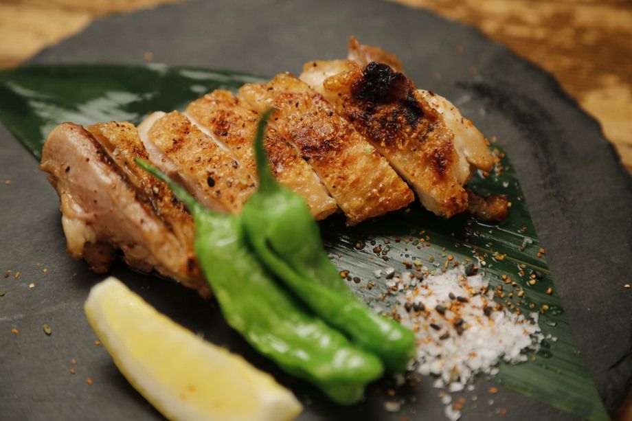 はちきん地鶏の七味焼き　合わせ七味塩（680円）