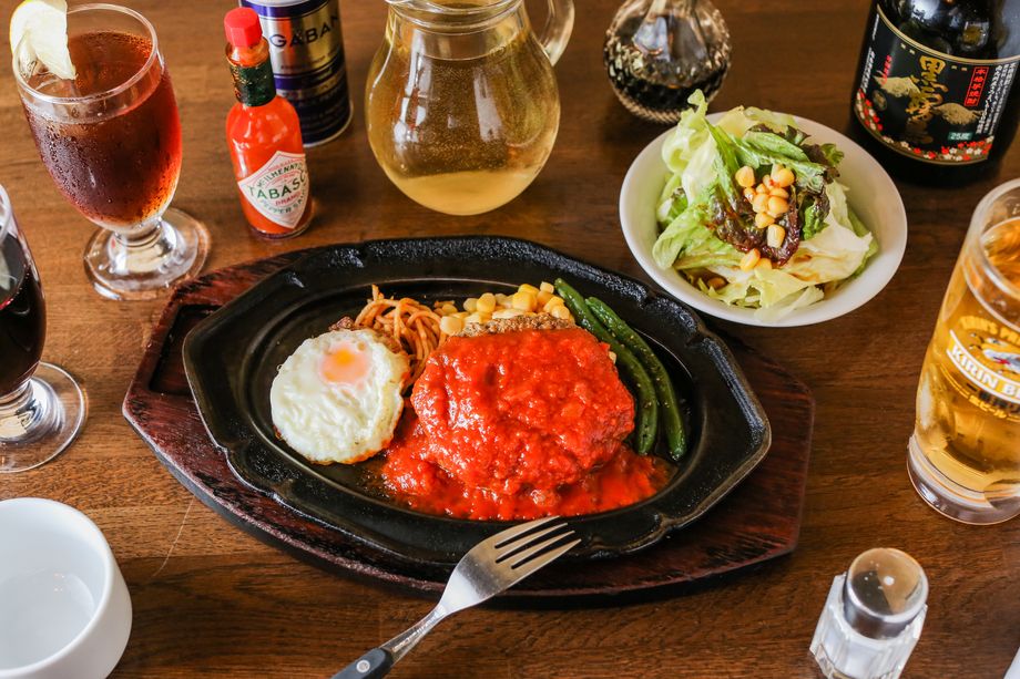 トマトソースハンバーグ（700）