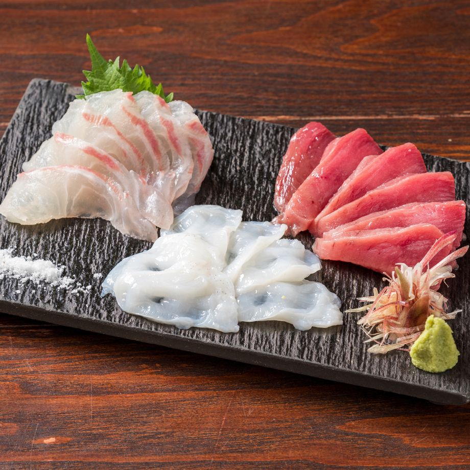 鮮魚～本日の刺身盛り合わせ～二人前