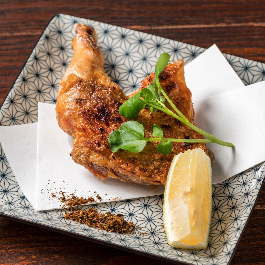 骨付きもも炭火焼き