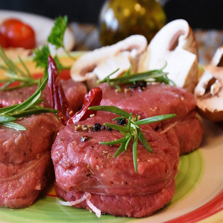 超お得な『ランチ限定スペシャルコース』　６品料理のみ（料理のみ　2180円（税込）～）